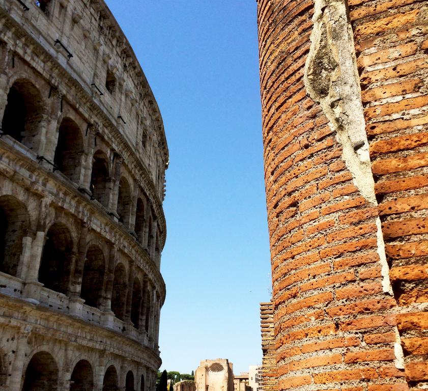 Miclad Colosseum Guest House Rome Bagian luar foto